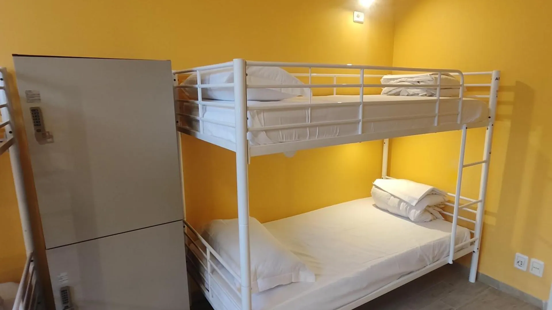 Ostello Cinhouse Milano 0*,